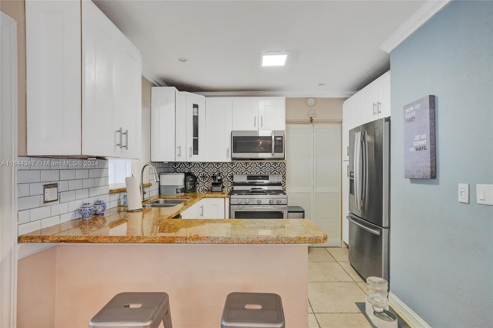 SCOTT LAKE MANOR SEC 7 - Residential