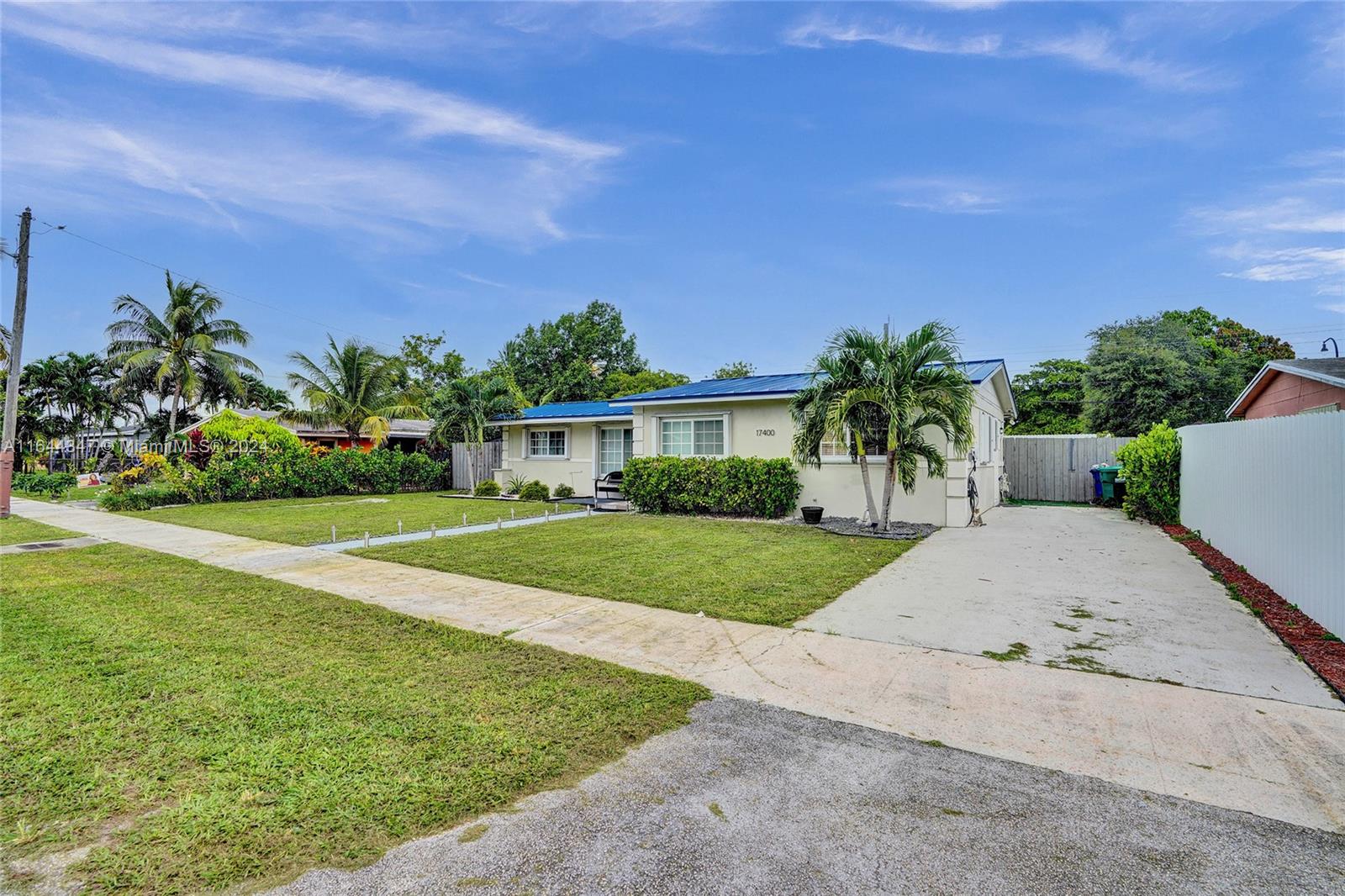 SCOTT LAKE MANOR SEC 7 - Residential