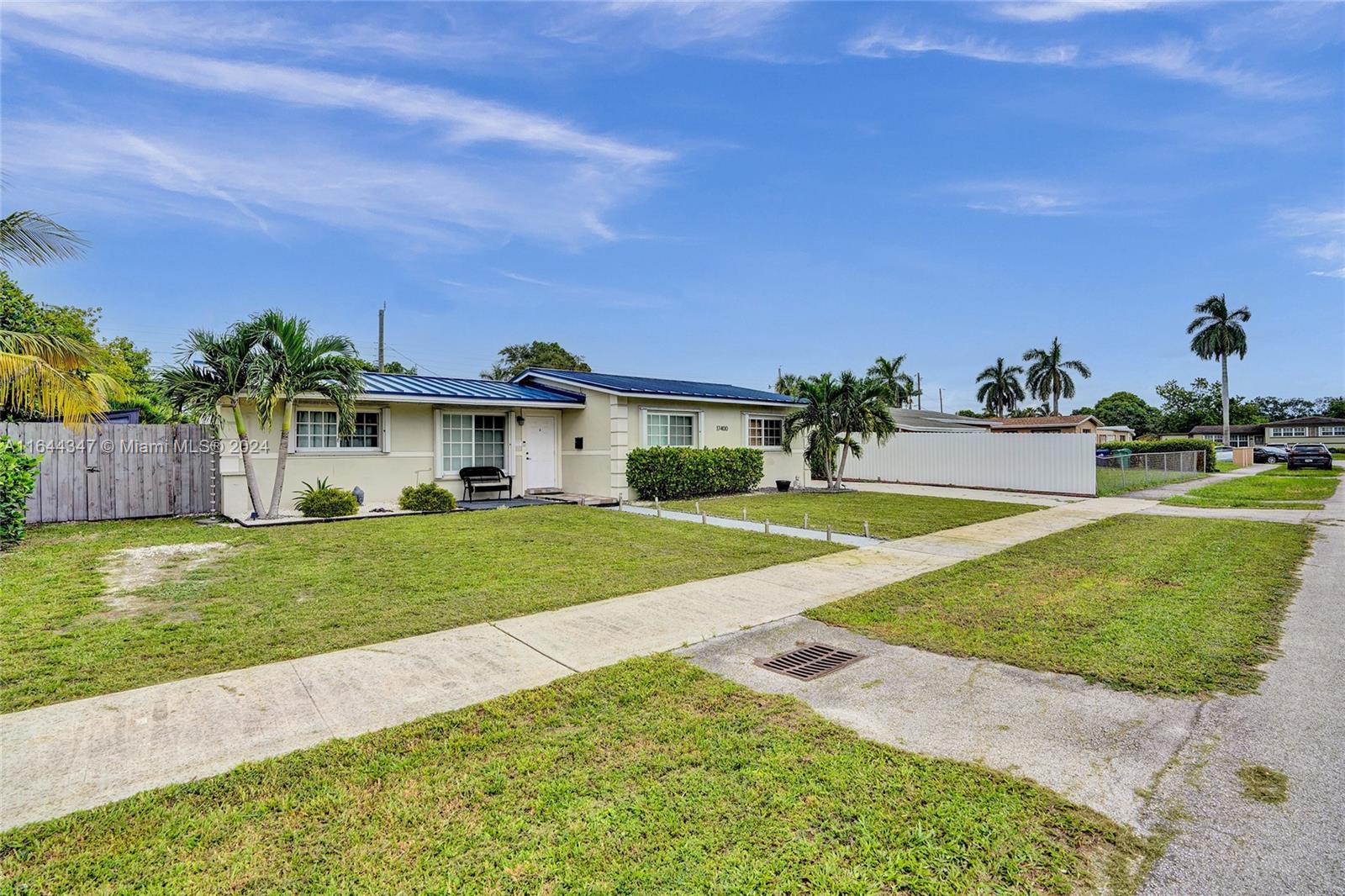 SCOTT LAKE MANOR SEC 7 - Residential