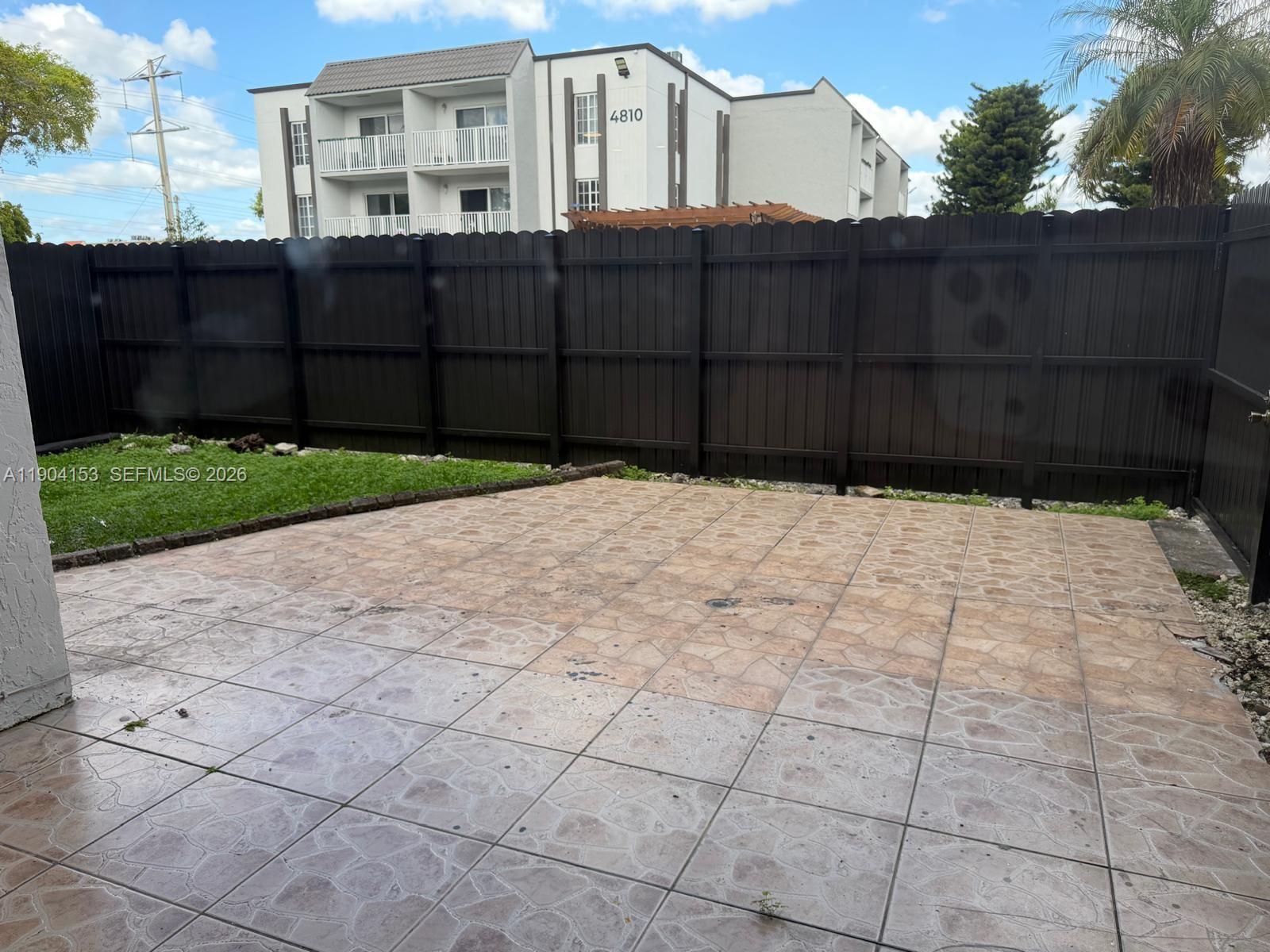 DORAL GARDENS II CONDO - Residential Lease