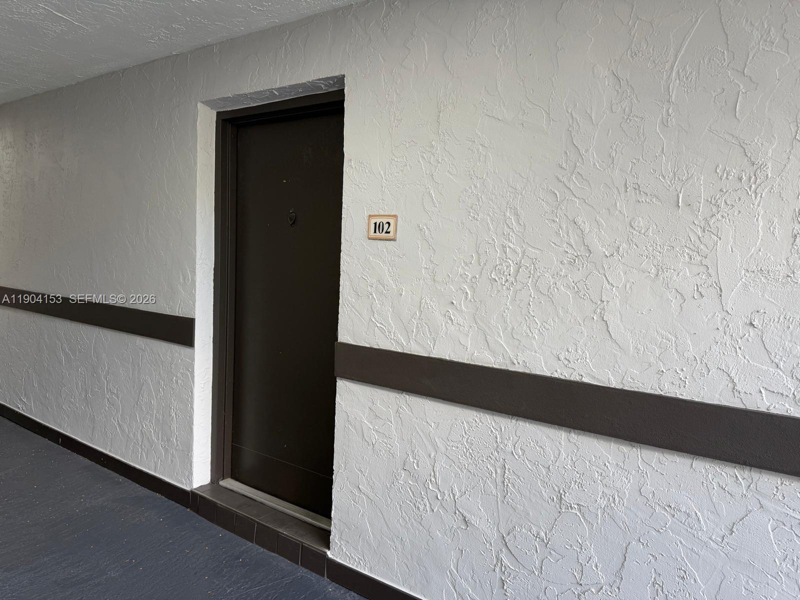 DORAL GARDENS II CONDO - Residential Lease