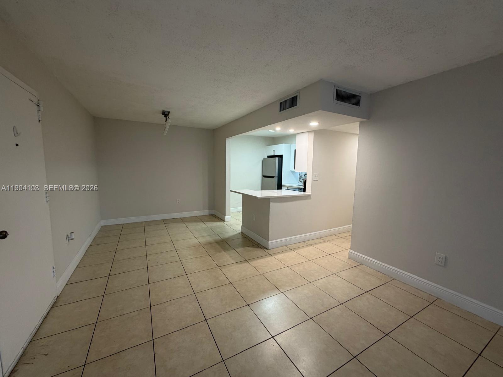 DORAL GARDENS II CONDO - Residential Lease