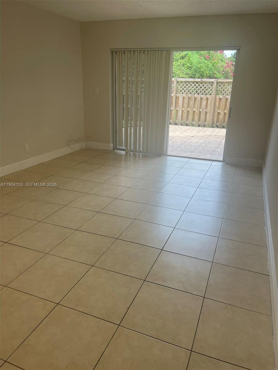 DORAL GARDENS II CONDO - Residential Lease