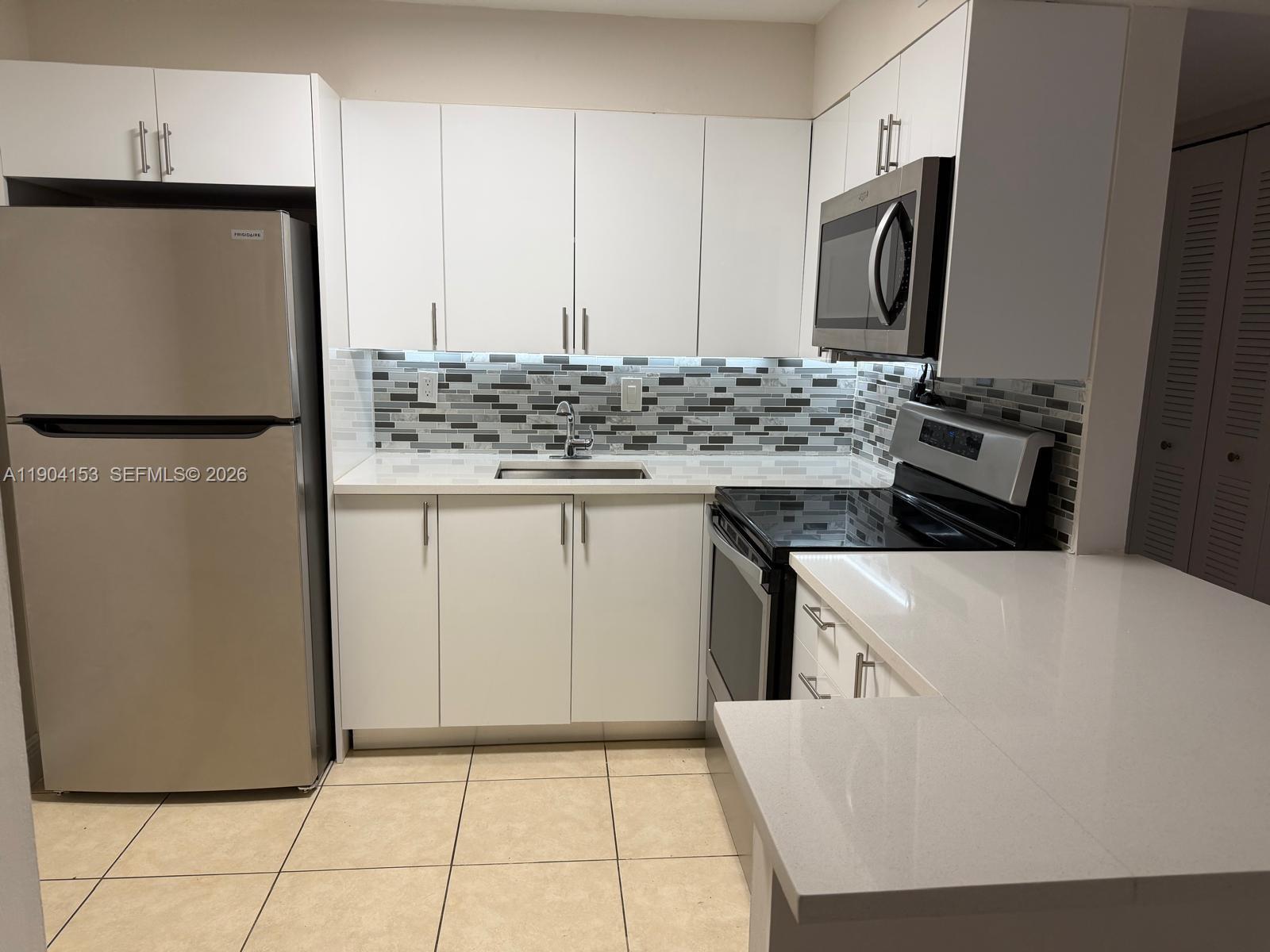 DORAL GARDENS II CONDO - Residential Lease