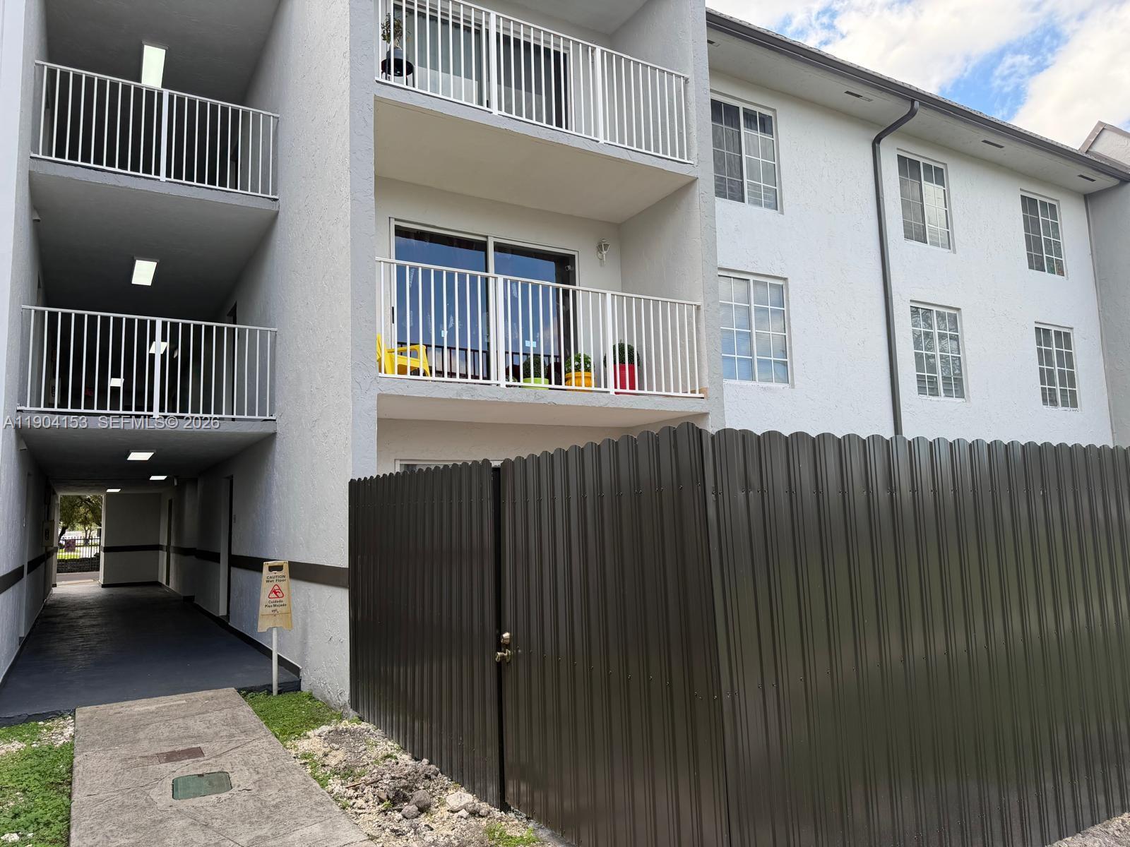 DORAL GARDENS II CONDO - Residential Lease