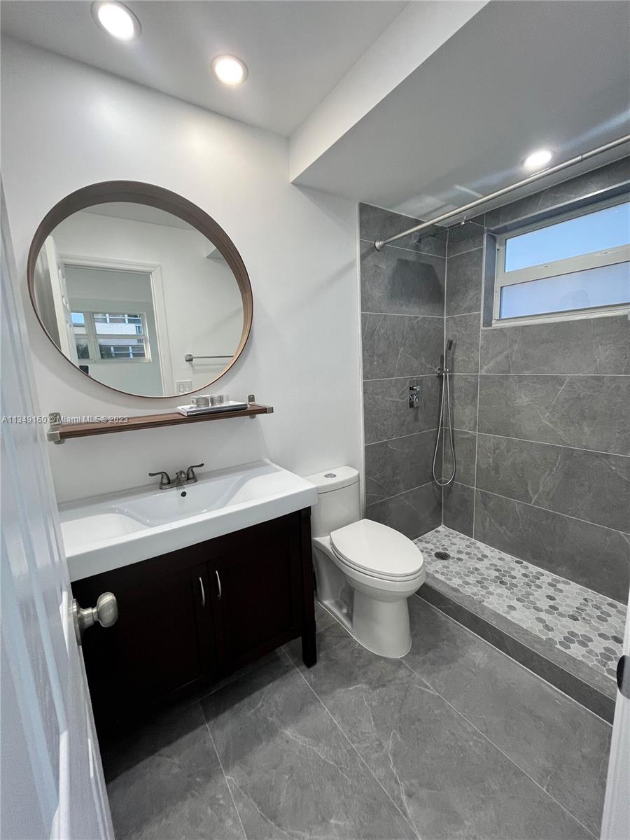 APRIL BREEZE CONDO - Residential Lease