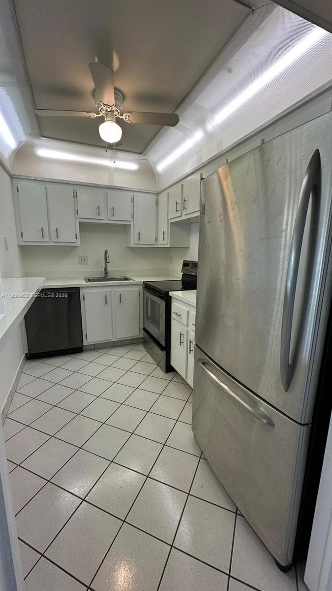Completely remodeled 1 Bed 1.5 baths unit with washer, dryer and beautiful views. This cozy unit has a spacious bedroom, tiled floors in main areas, laminate in the bedroom, walk in closet and balcony. All ages. The Association requires a minimum credit score of 635, income of $42k for S or $52k for M, last two years of tax returns. Tenant occupied with flexibility to move out of desired.