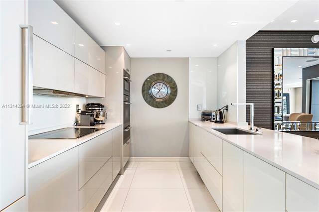 ICON CONDO - Residential