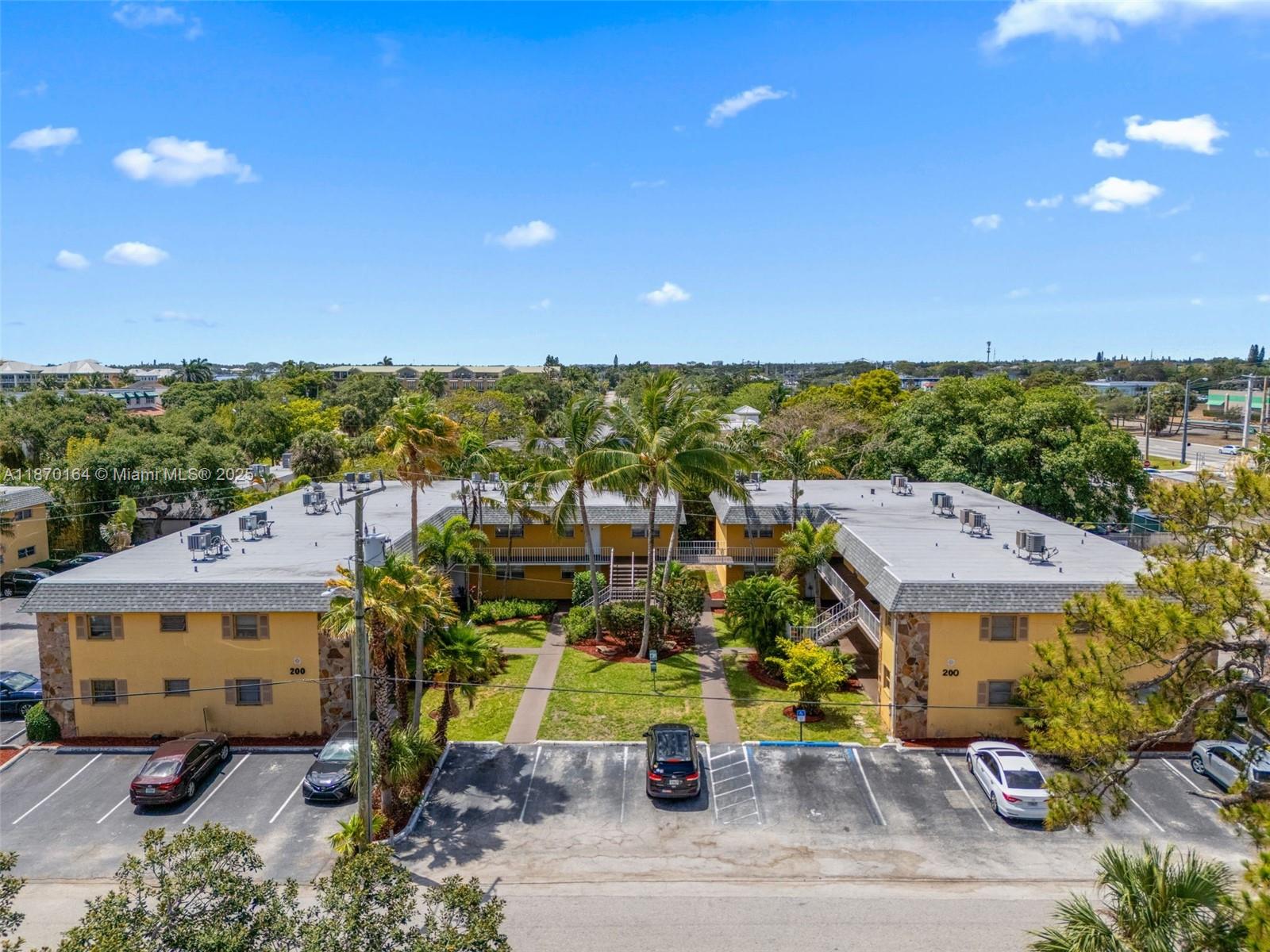 ENCLAVE SANDPIPER CONDO - Residential