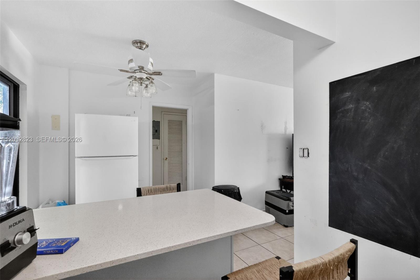 DELCREST PARK - Residential Lease