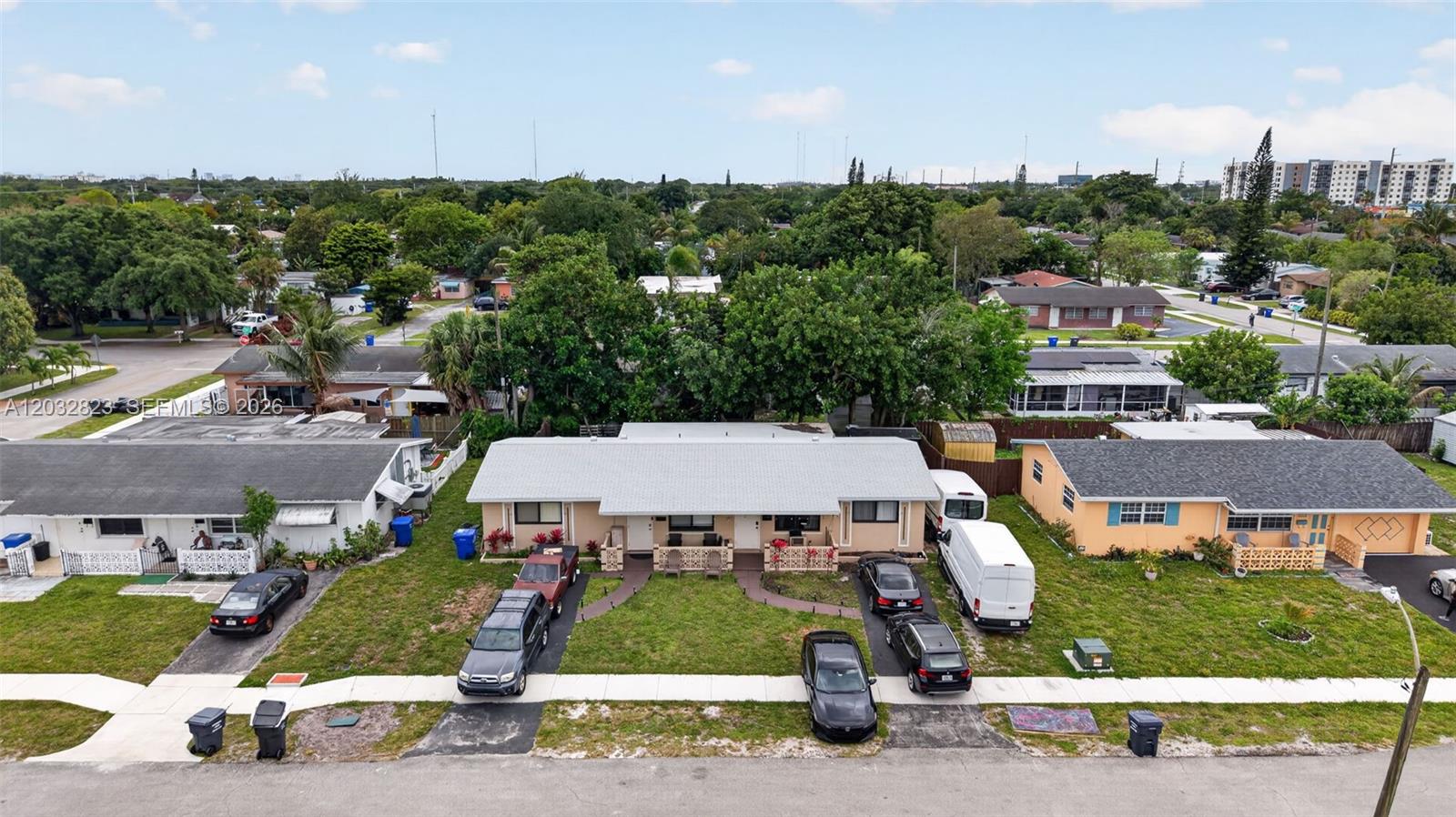 DELCREST PARK - Residential Lease