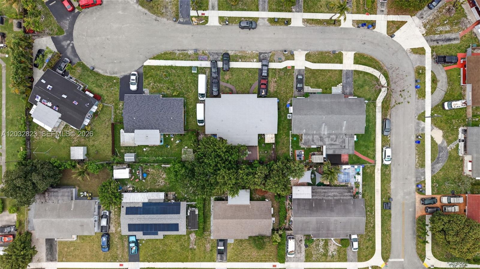 DELCREST PARK - Residential Lease