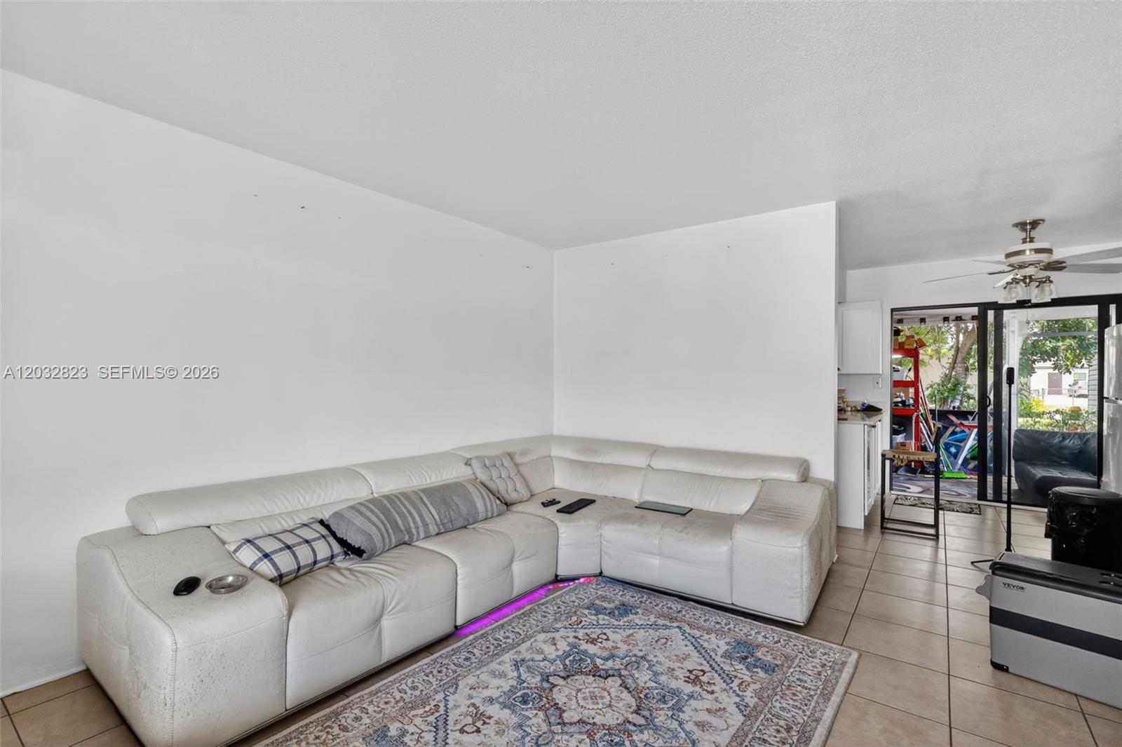 DELCREST PARK - Residential Lease