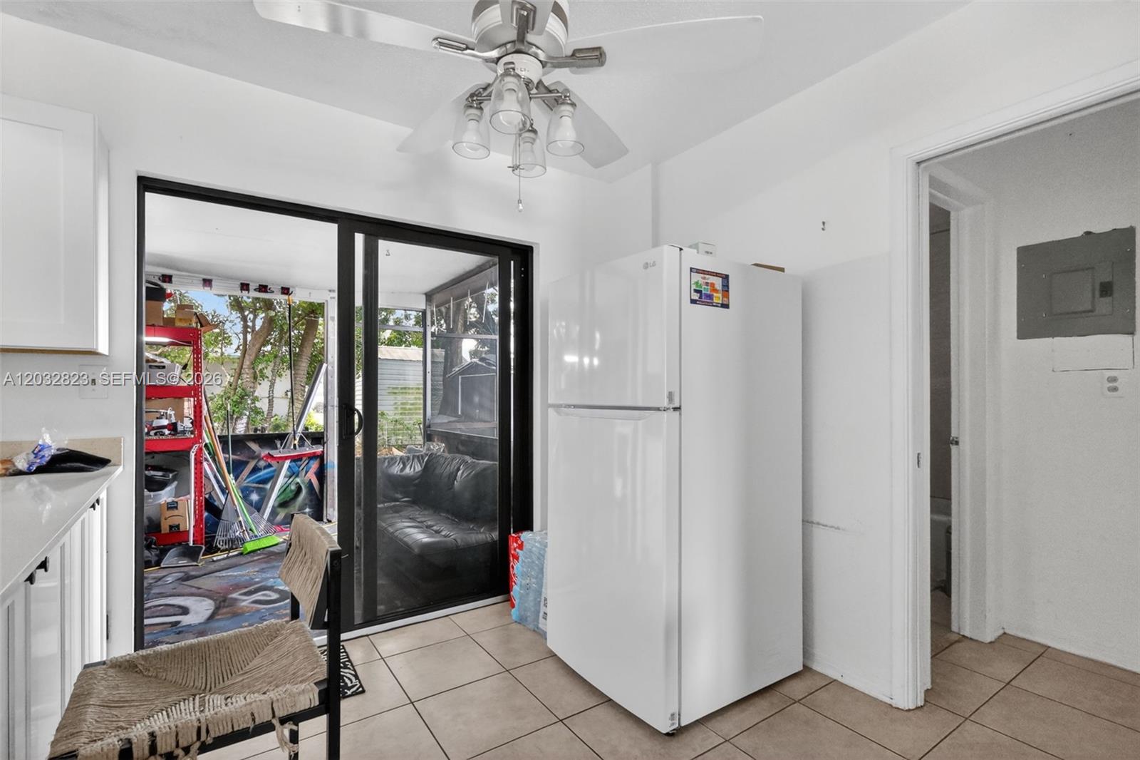 DELCREST PARK - Residential Lease