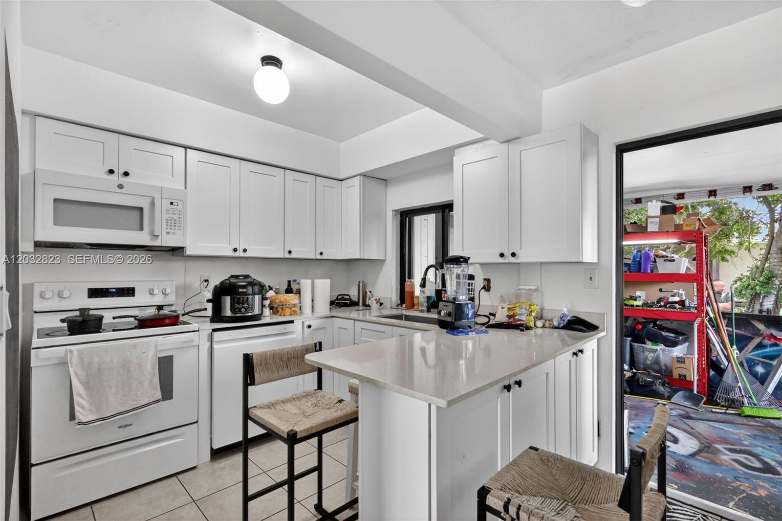 DELCREST PARK - Residential Lease