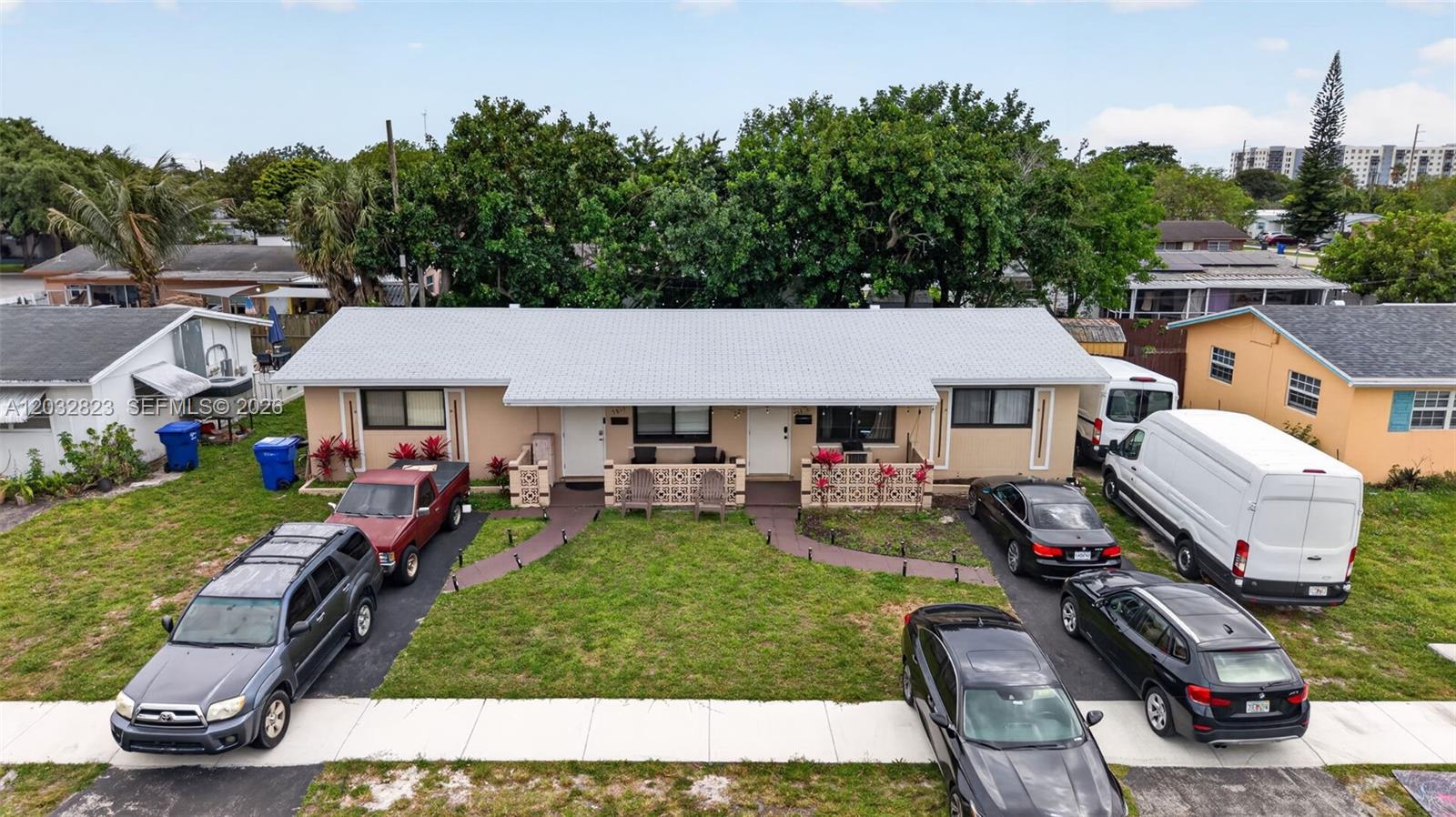 DELCREST PARK - Residential Lease