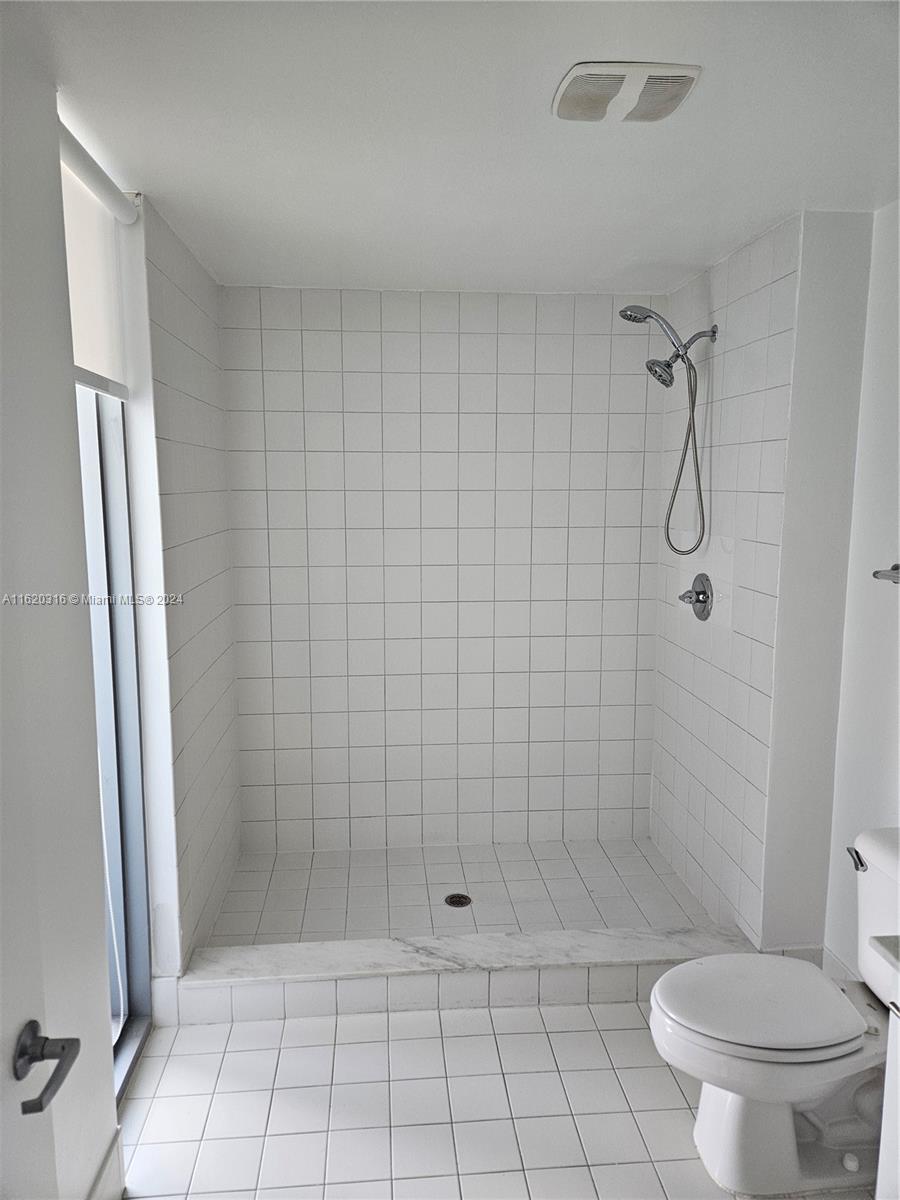 MARINABLUE CONDO - Residential