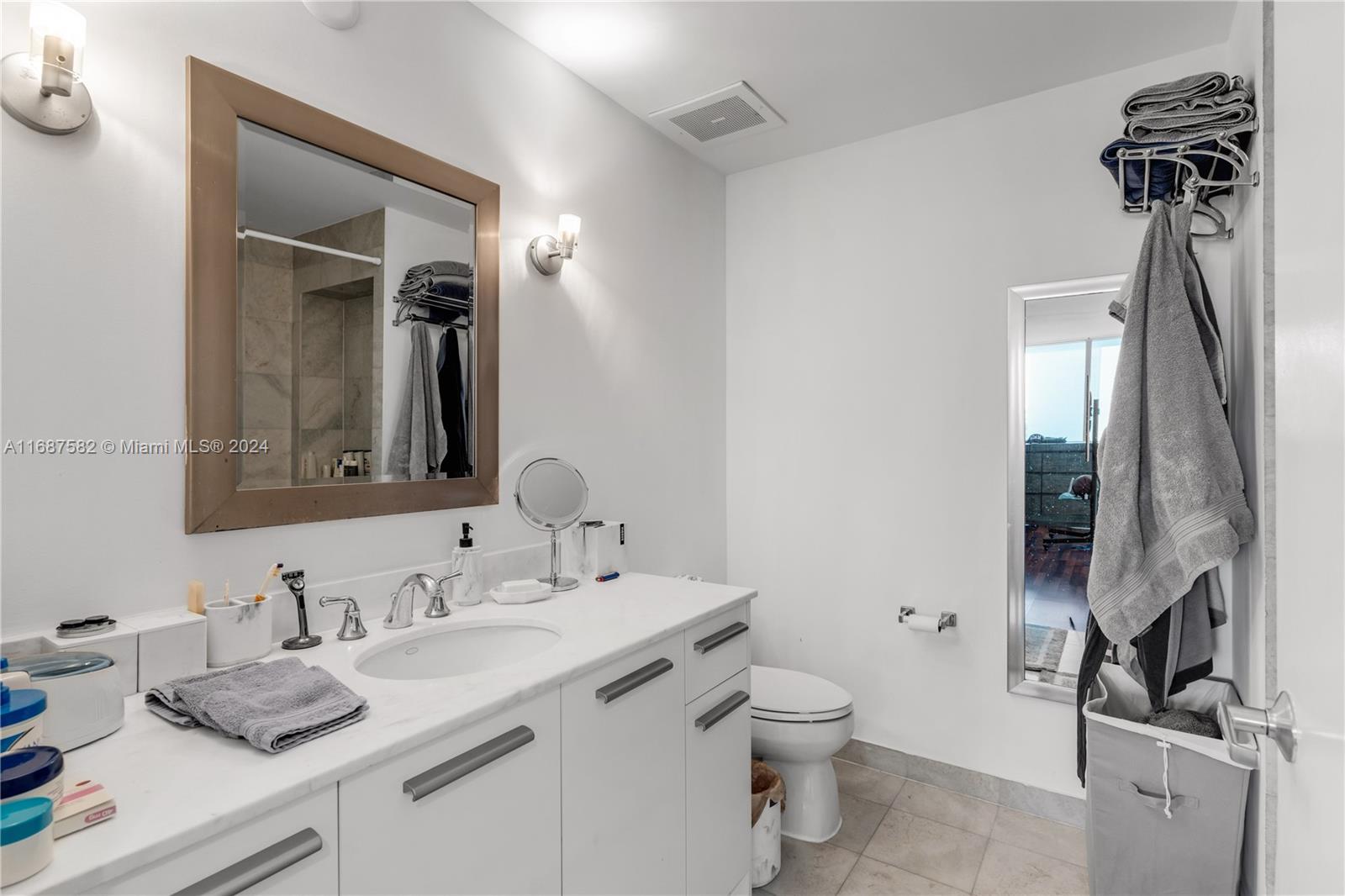 1060 BRICKELL CONDO - Residential