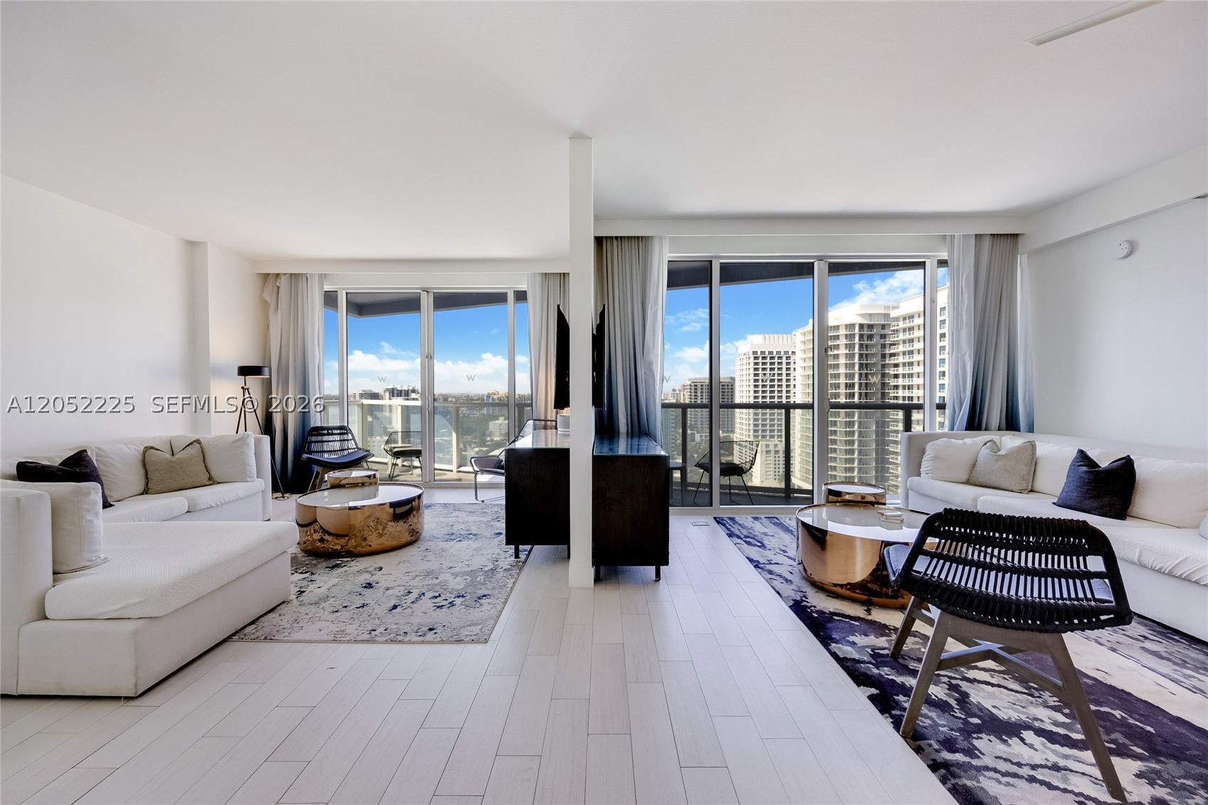 FORT LAUDERDALE RESIDENCE - Residential