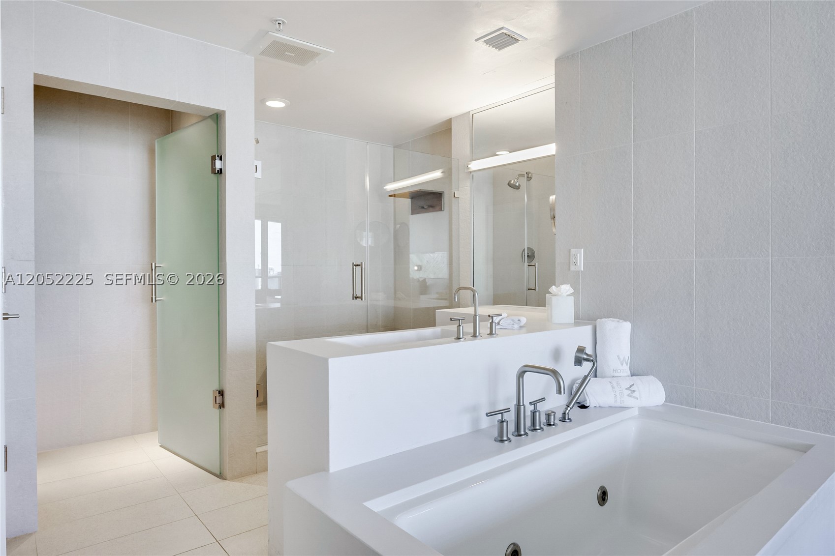 FORT LAUDERDALE RESIDENCE - Residential