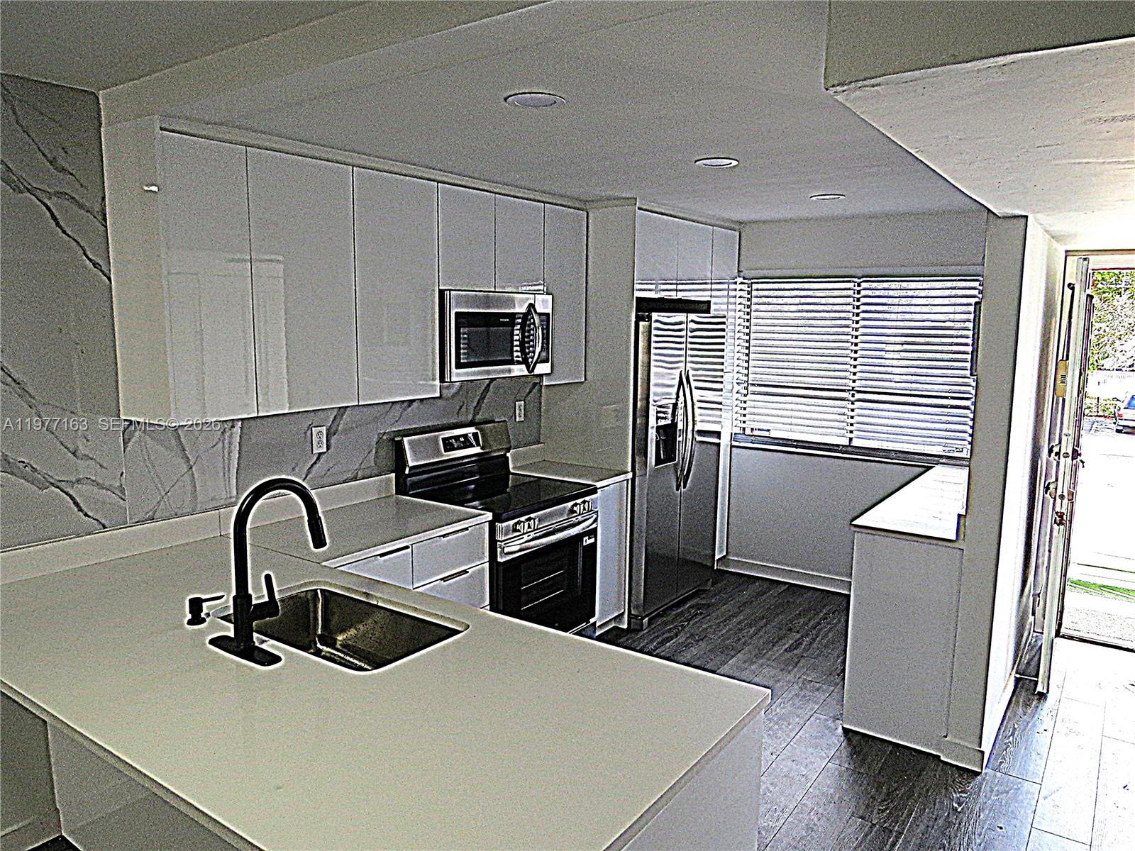 This Property is move in ready, great looking 2 bedroom, 2 Bathroom, located on 2nd Floor Unit. Gated Community. 
Buyers need to pre pay 6 months of Condo dues and those funds will be refunded to the buyer after 18 months. Buyers need to have an income of $45,000 and credit score above 700 and put at least 20% down. Units can be leased after 1 year