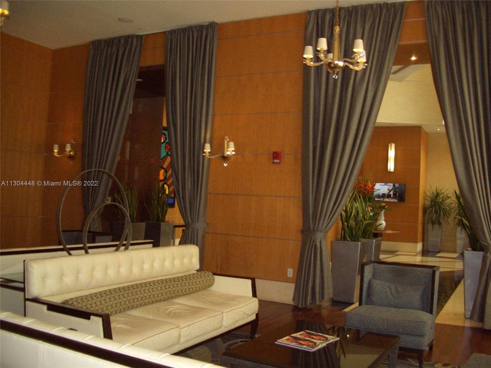 VIZCAYNE SOUTH CONDO - Residential Lease