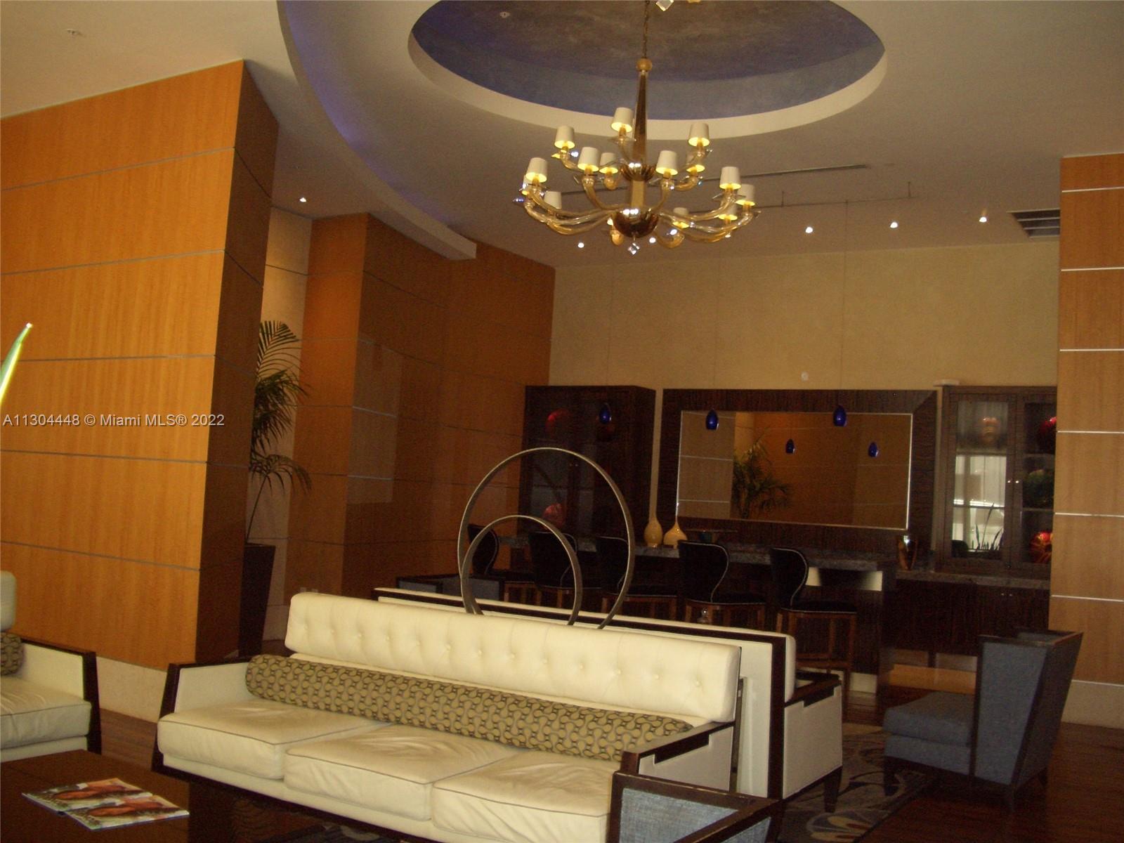 VIZCAYNE SOUTH CONDO - Residential Lease