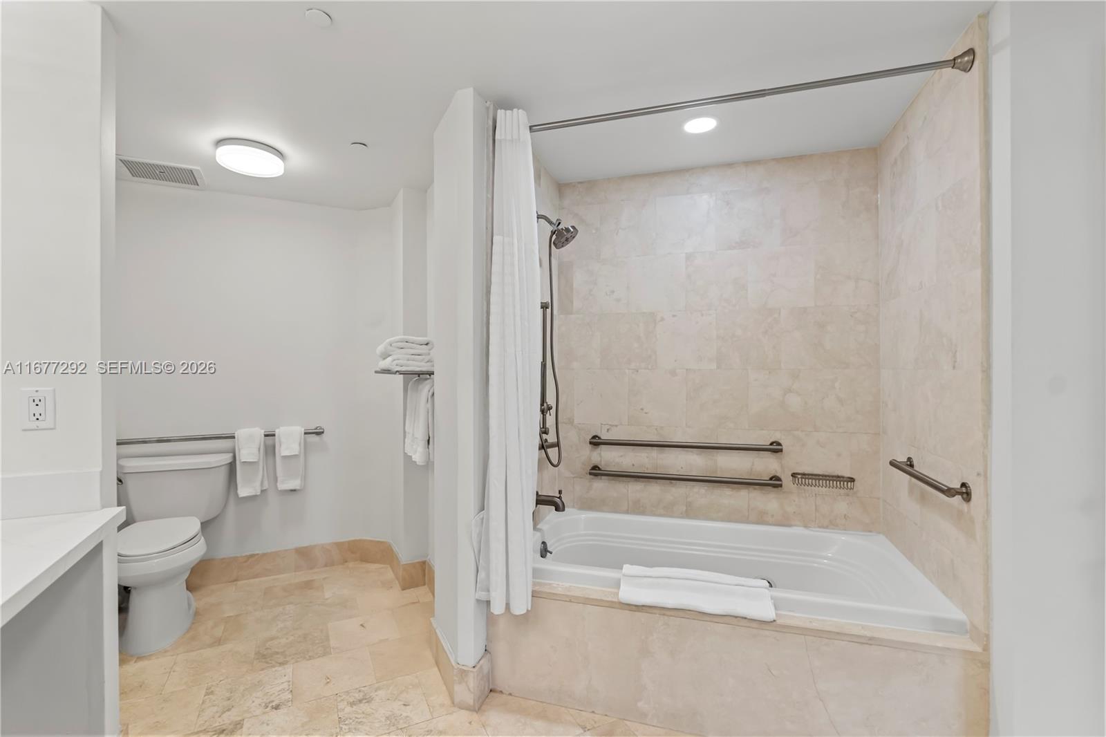 FONTAINEBLEAU II CONDO - Residential
