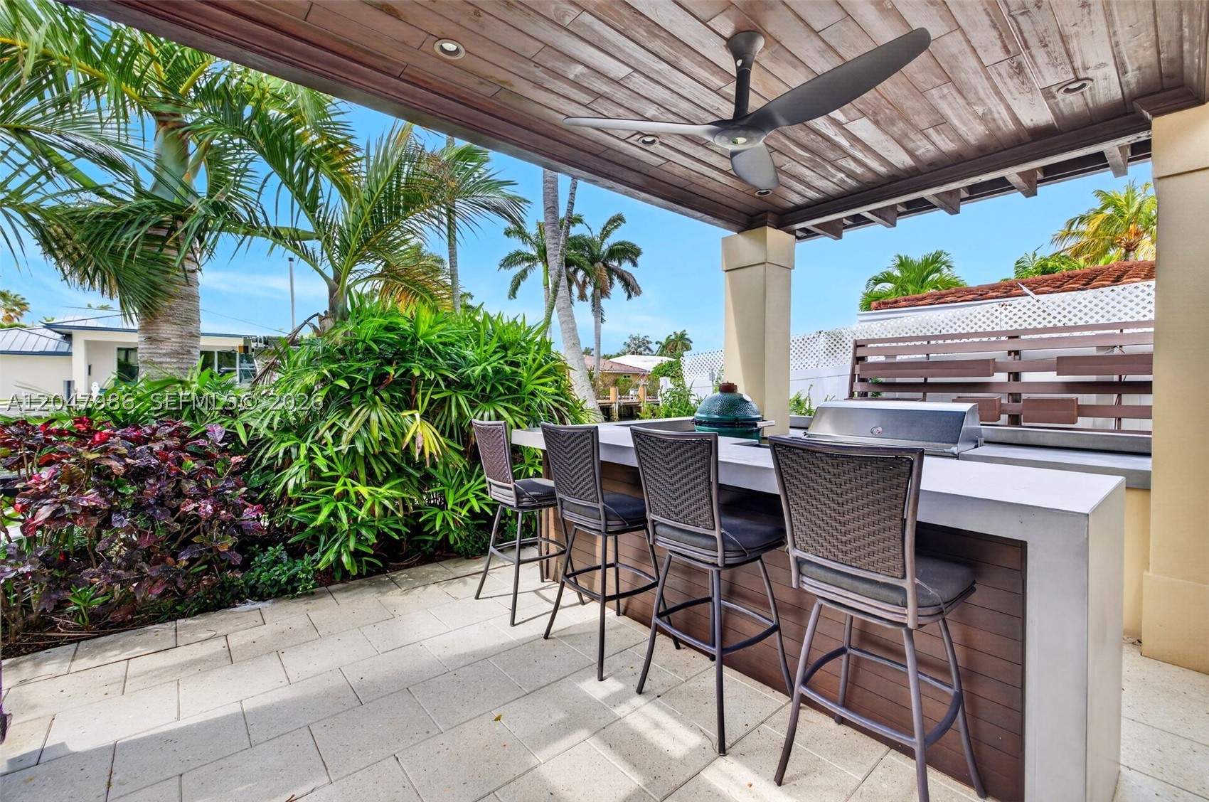 CORAL RIDGE COUNTRY CLUB - Residential