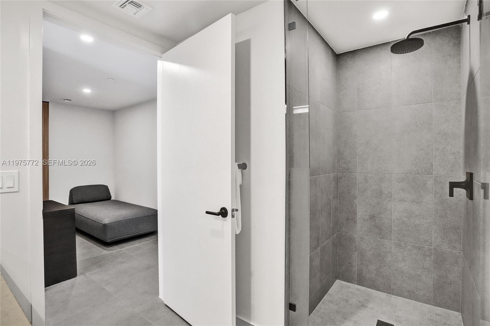 501 First Residences - Residential