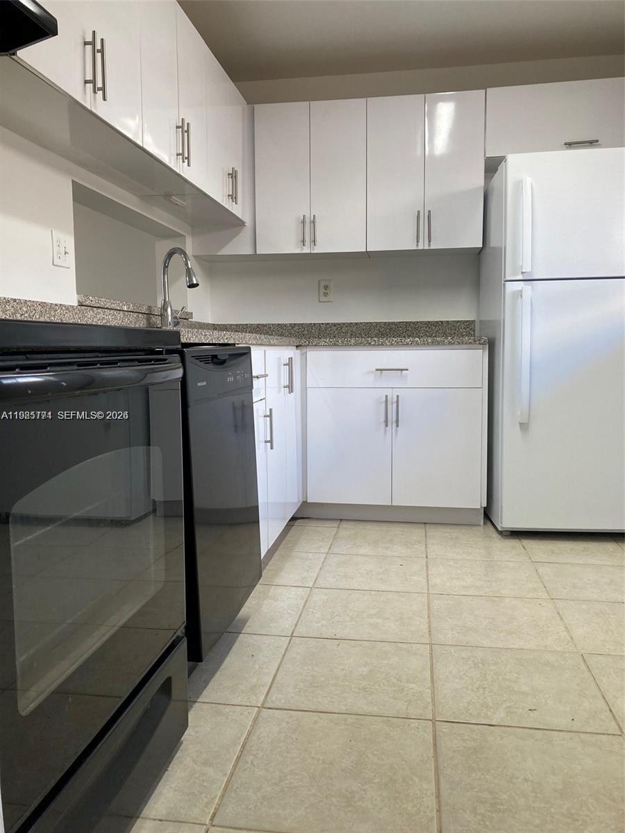 Welcome to a gated community of Horizon West offering resort-style amenities, including 3 sparkling pools, racquetball courts, a gym, tennis courts, basketball courts, a clubhouse, and convenient laundry rooms on every floor. This prime location is close to major stores, banks, and highways, ensuring easy access to everything you need. The unit features 1 assigned parking space with ample guest parking available for a second vehicle. Currently rented for $2,200/month, this property is an excellent investment opportunity