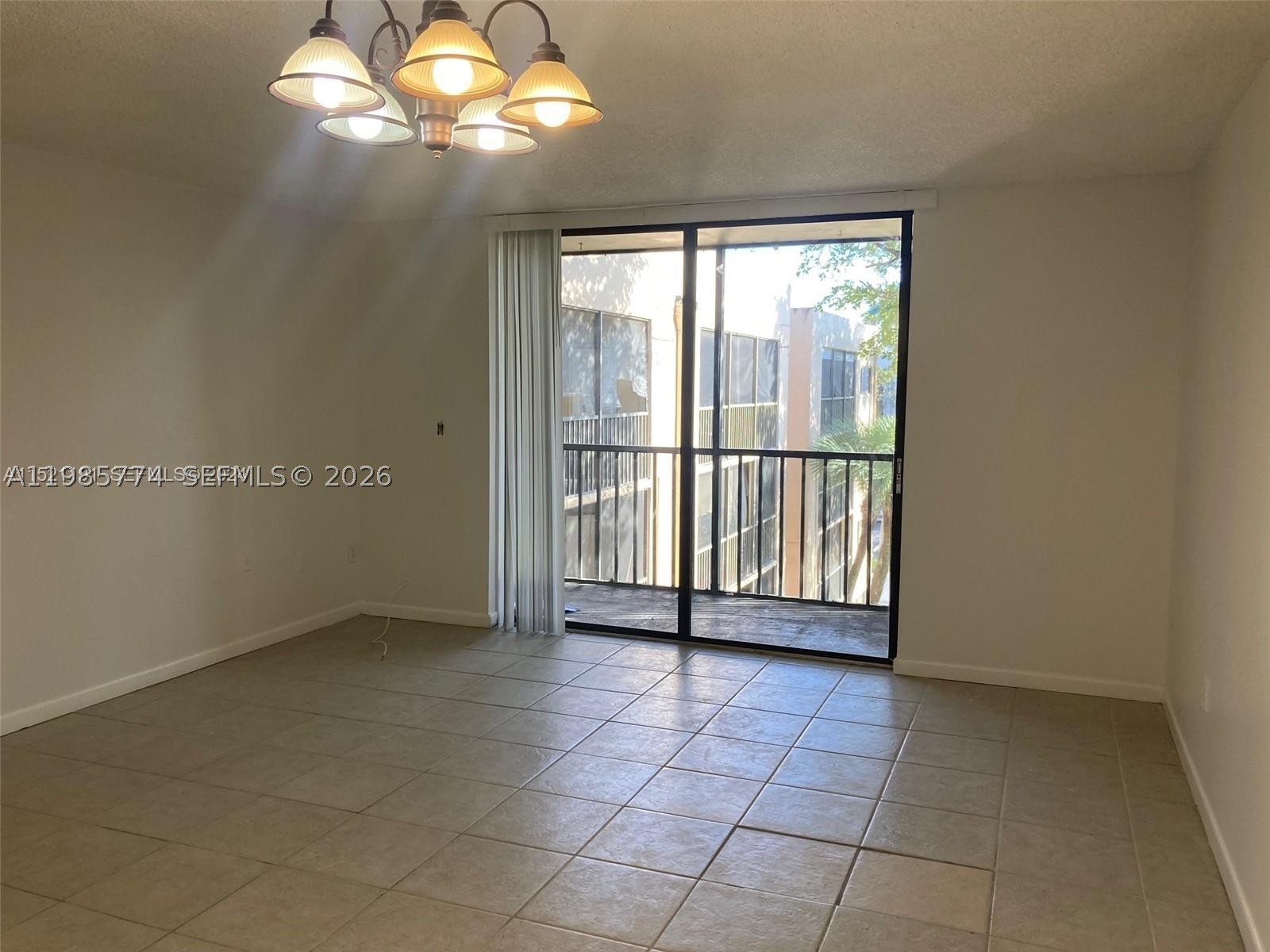 HORIZONS WEST CONDO #2 - Residential