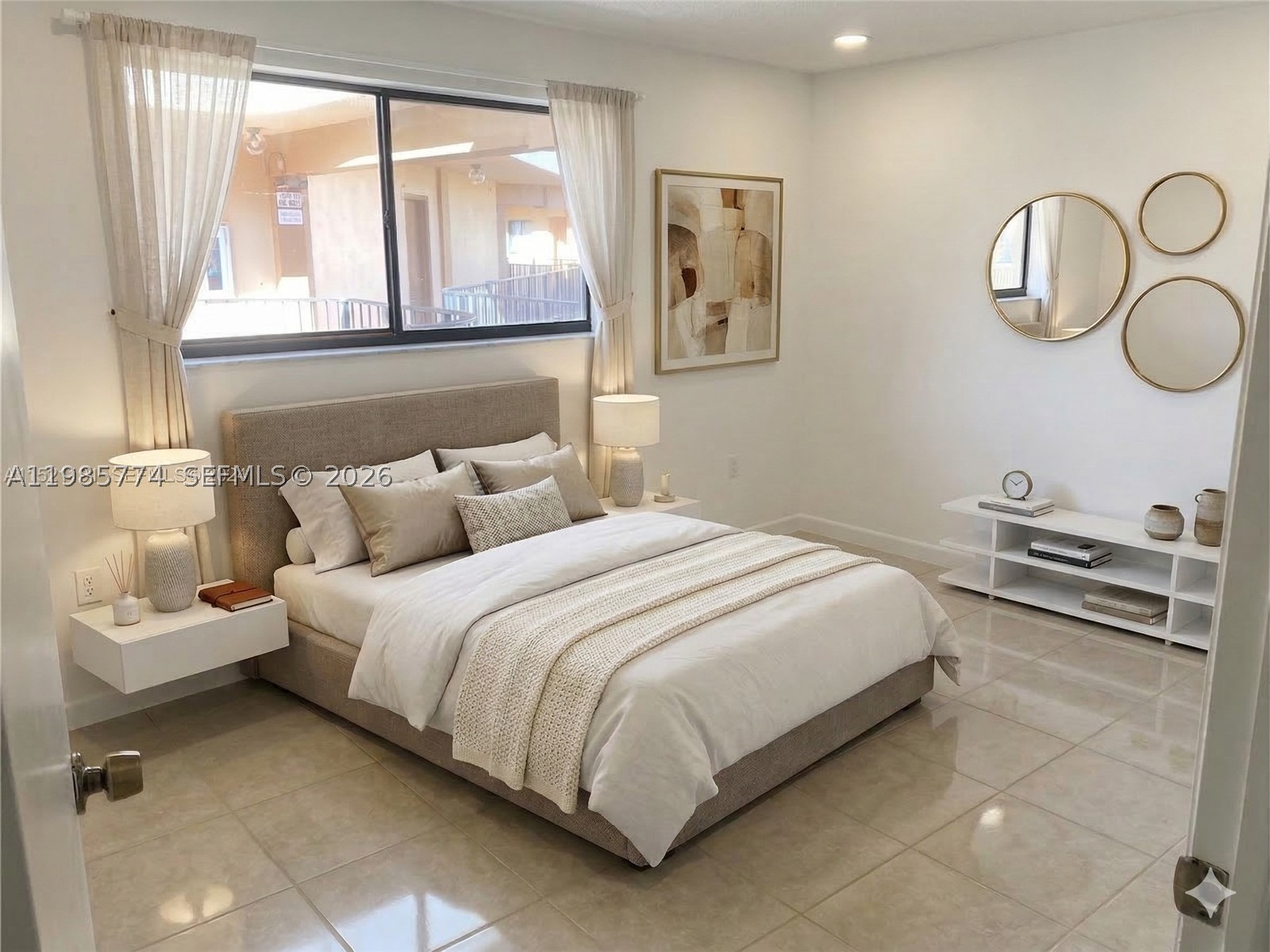 HORIZONS WEST CONDO #2 - Residential