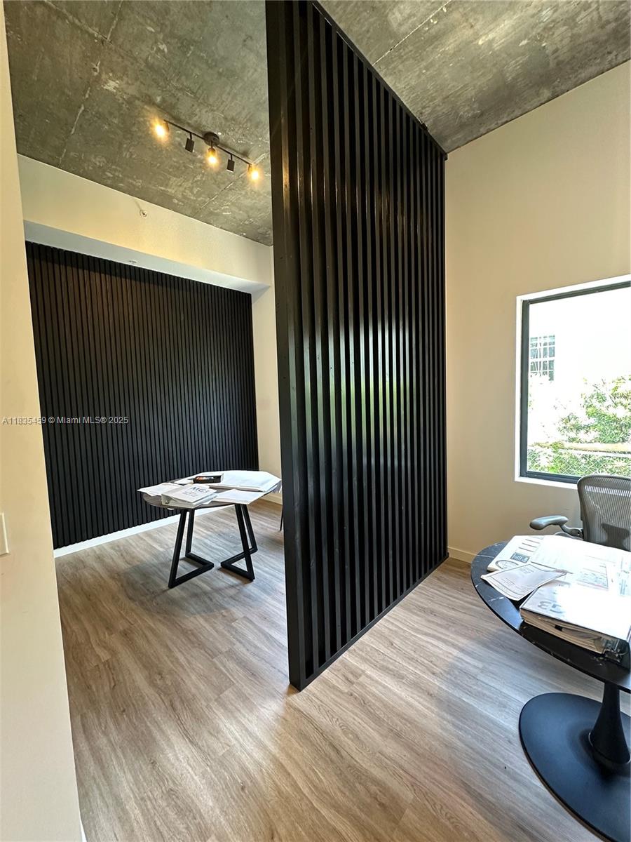BUENA VISTA EST - Residential Lease