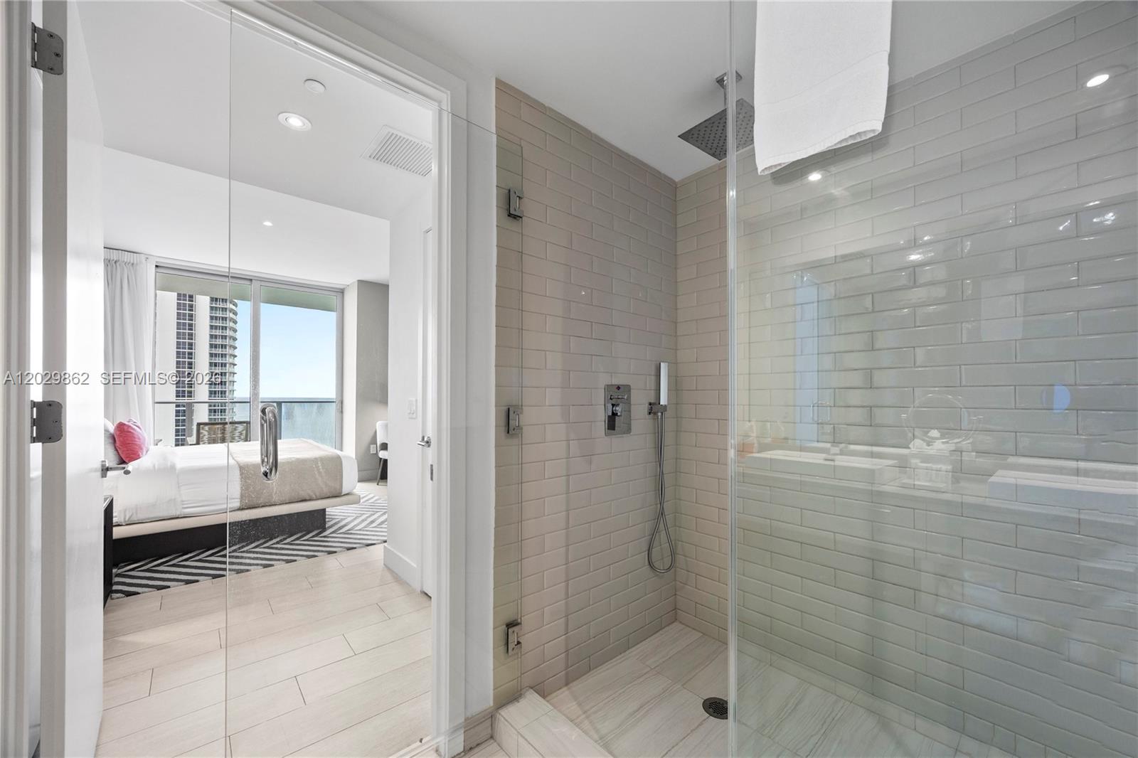 4010 SOUTH OCEAN CONDO - Residential