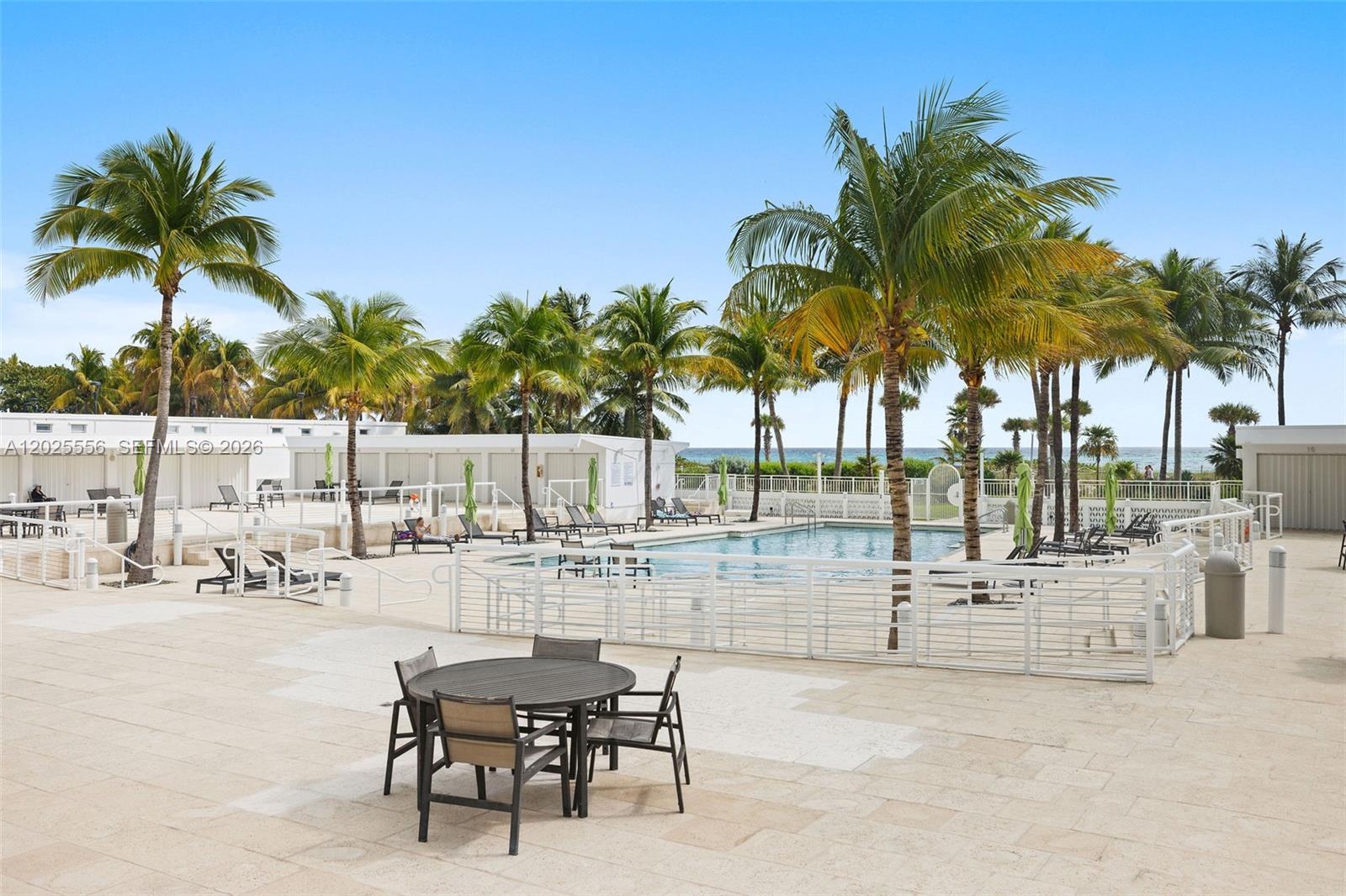 THE EXECUTIVE CONDO - Residential Lease