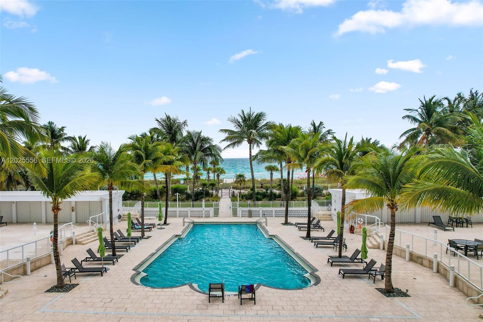 THE EXECUTIVE CONDO - Residential Lease