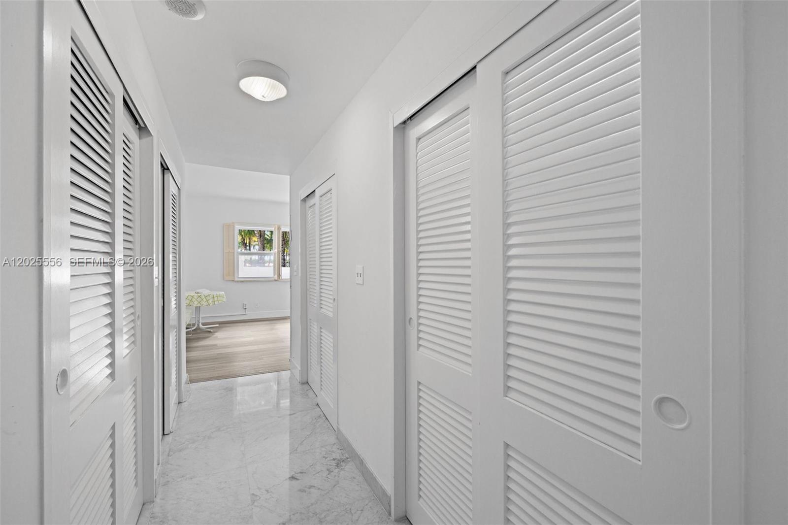 THE EXECUTIVE CONDO - Residential Lease