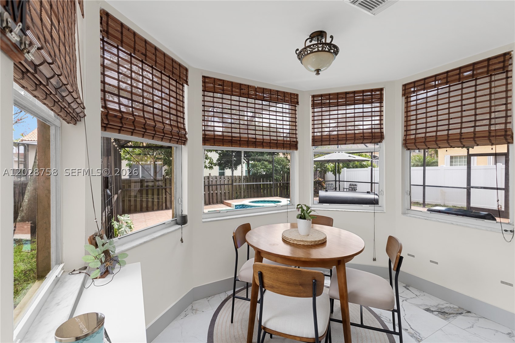 TWIN ACRES - Residential Lease