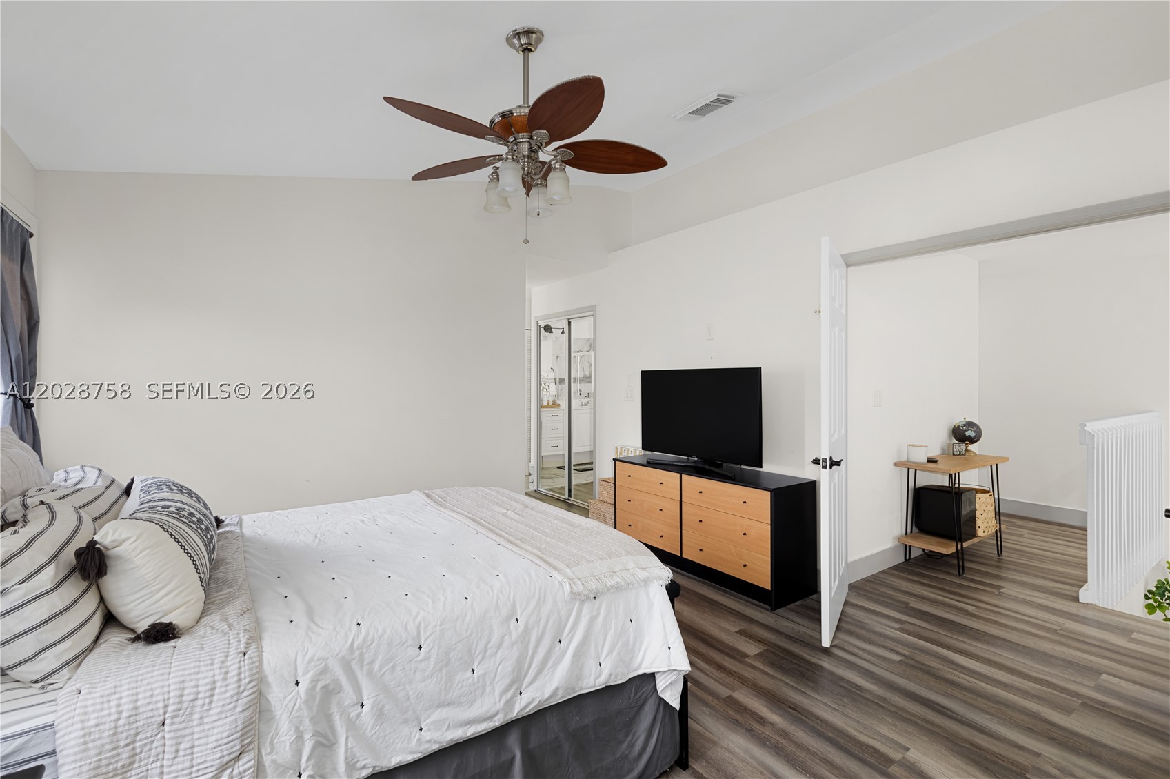 TWIN ACRES - Residential Lease