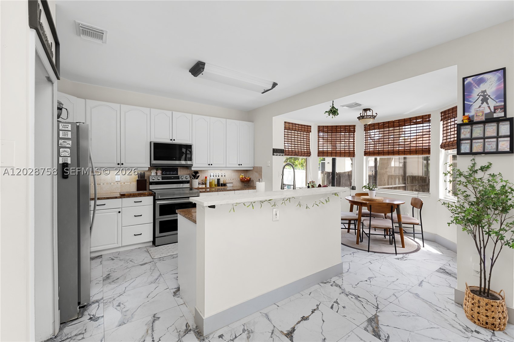 TWIN ACRES - Residential Lease