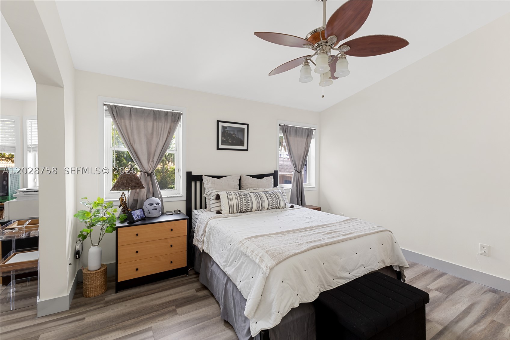 TWIN ACRES - Residential Lease