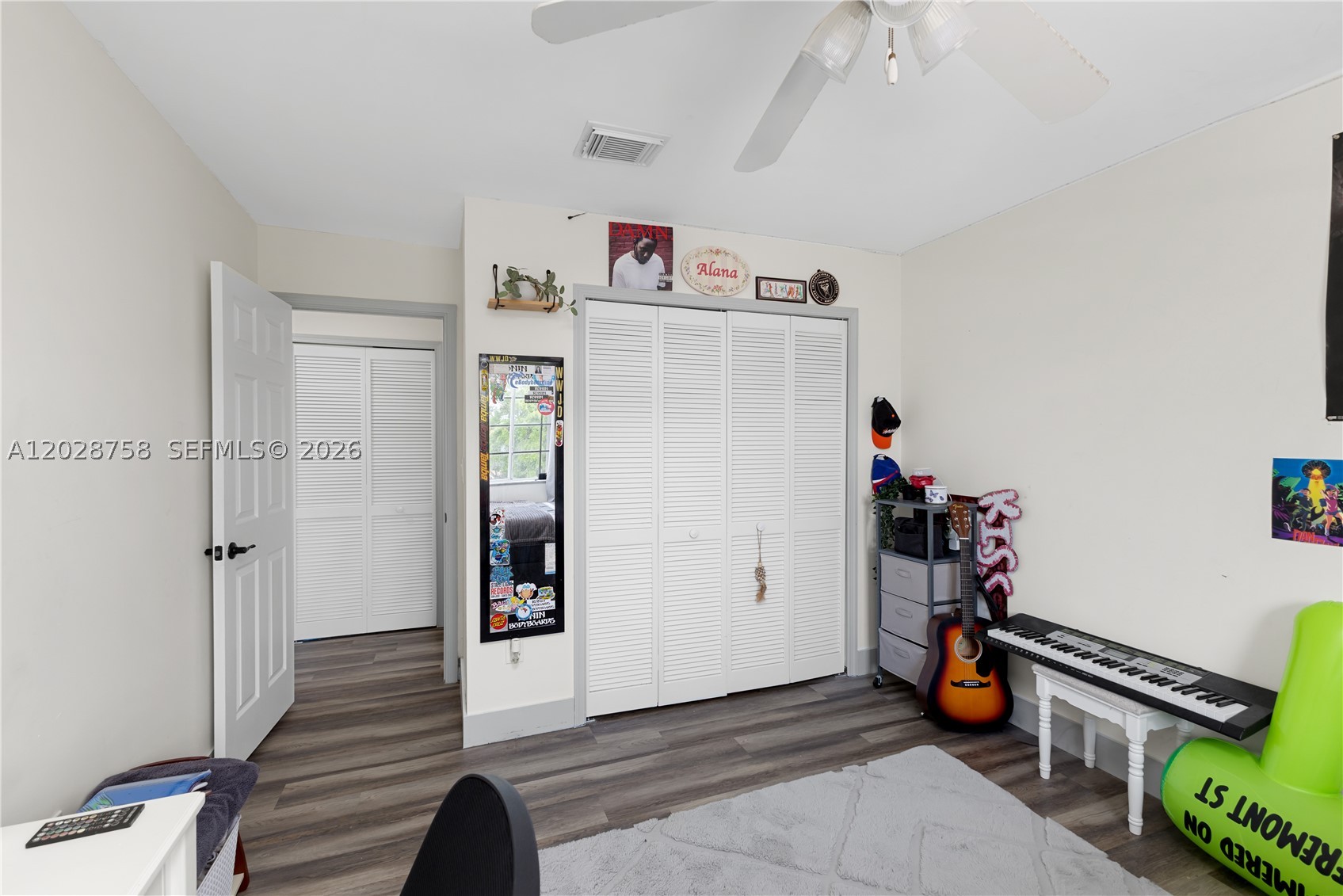 TWIN ACRES - Residential Lease