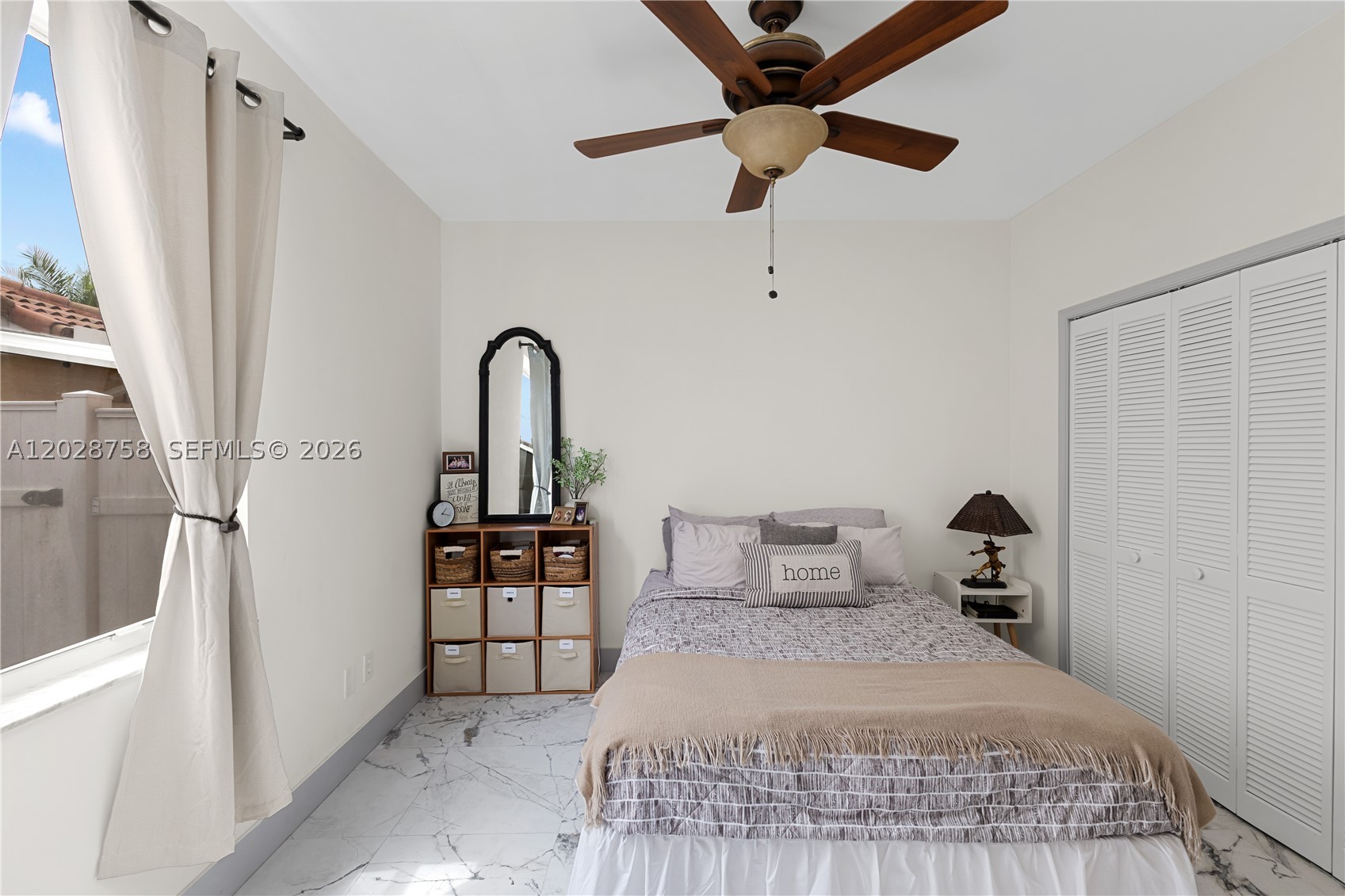 TWIN ACRES - Residential Lease