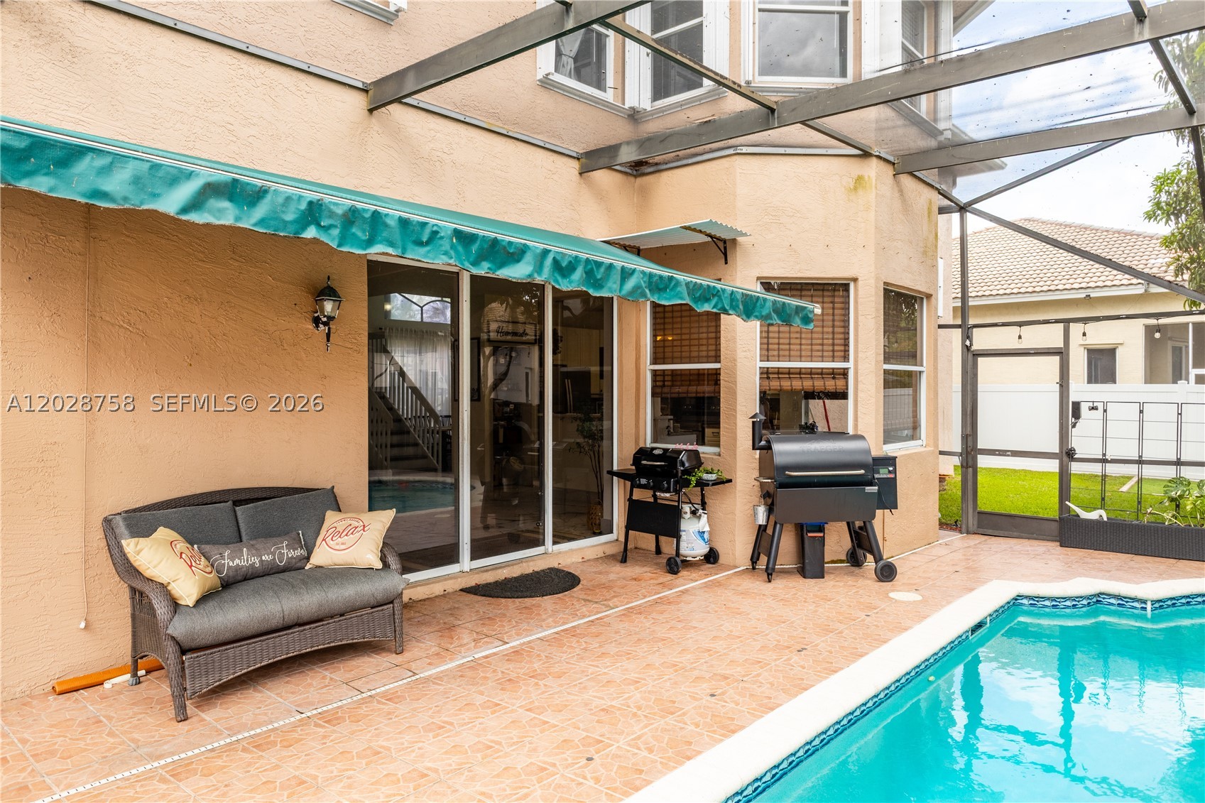 TWIN ACRES - Residential Lease