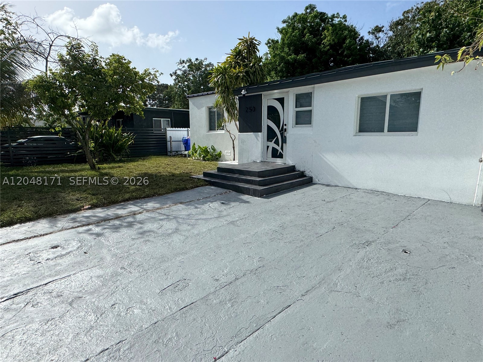 COLUMBIA PK CORR PL PB 8-1 - Residential