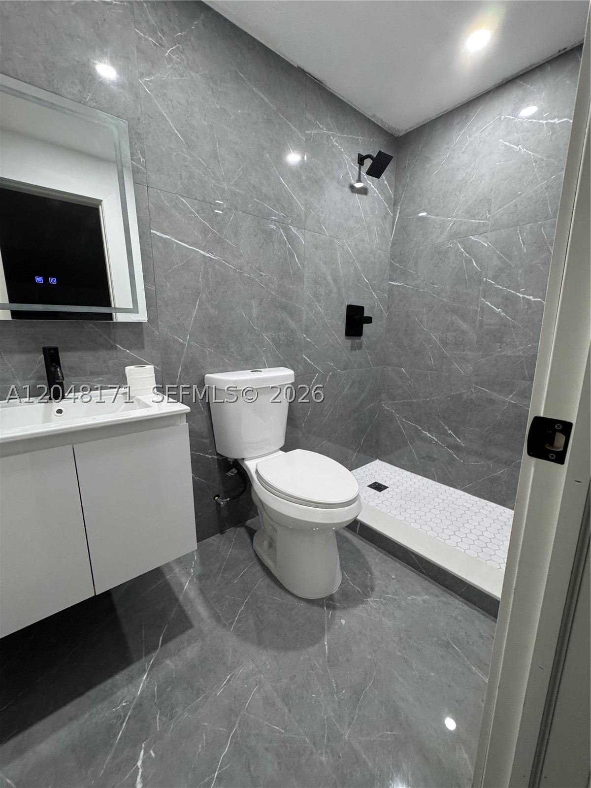 COLUMBIA PK CORR PL PB 8-1 - Residential