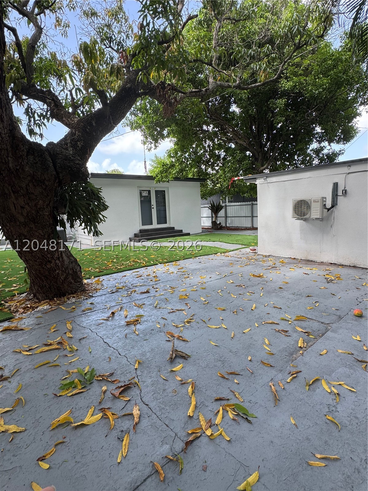 COLUMBIA PK CORR PL PB 8-1 - Residential