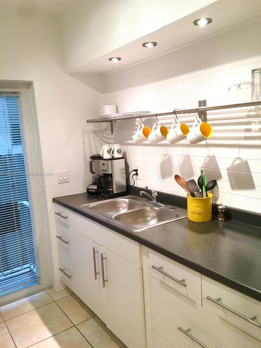 PENN CONDO - Residential