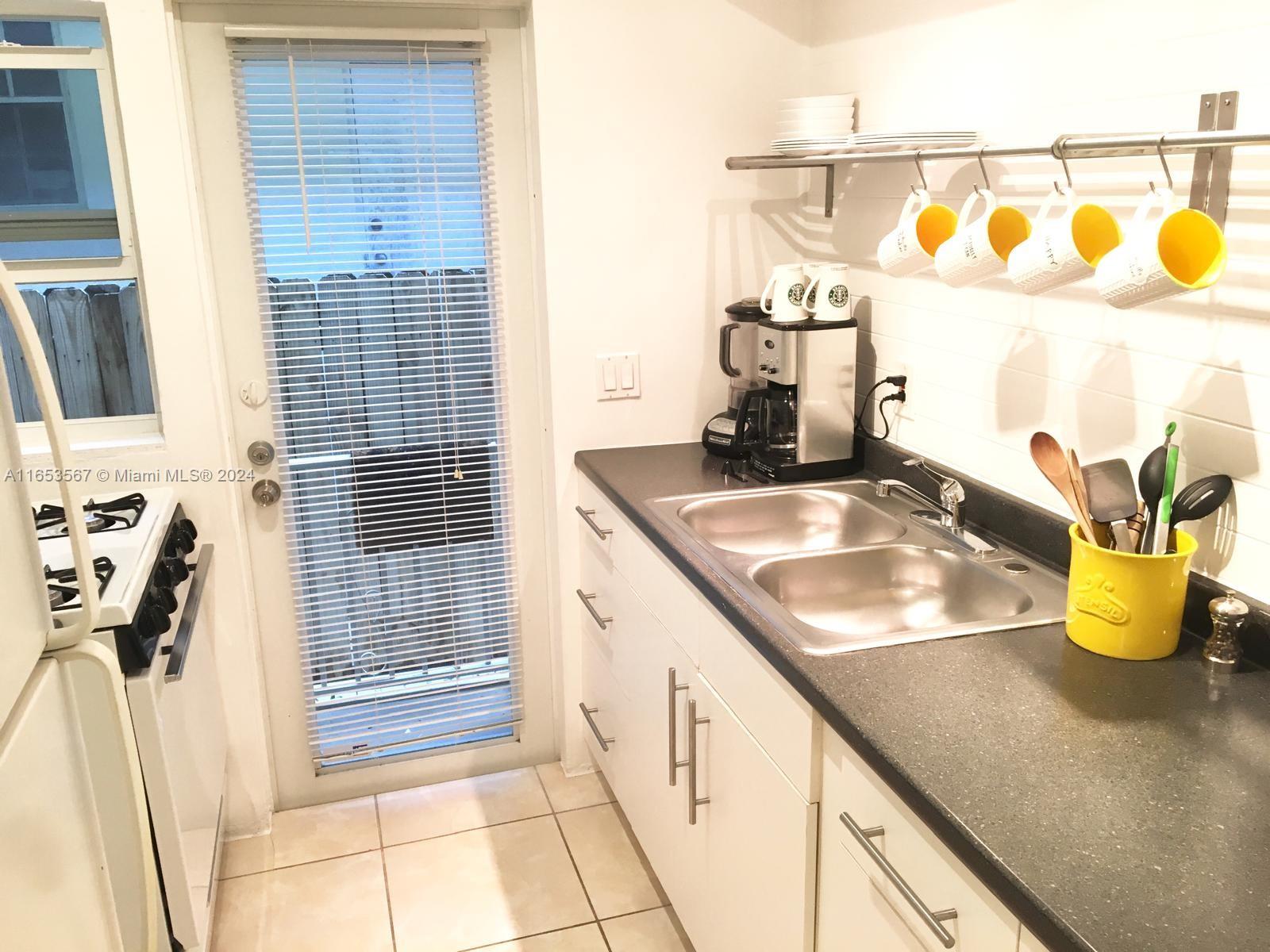 PENN CONDO - Residential